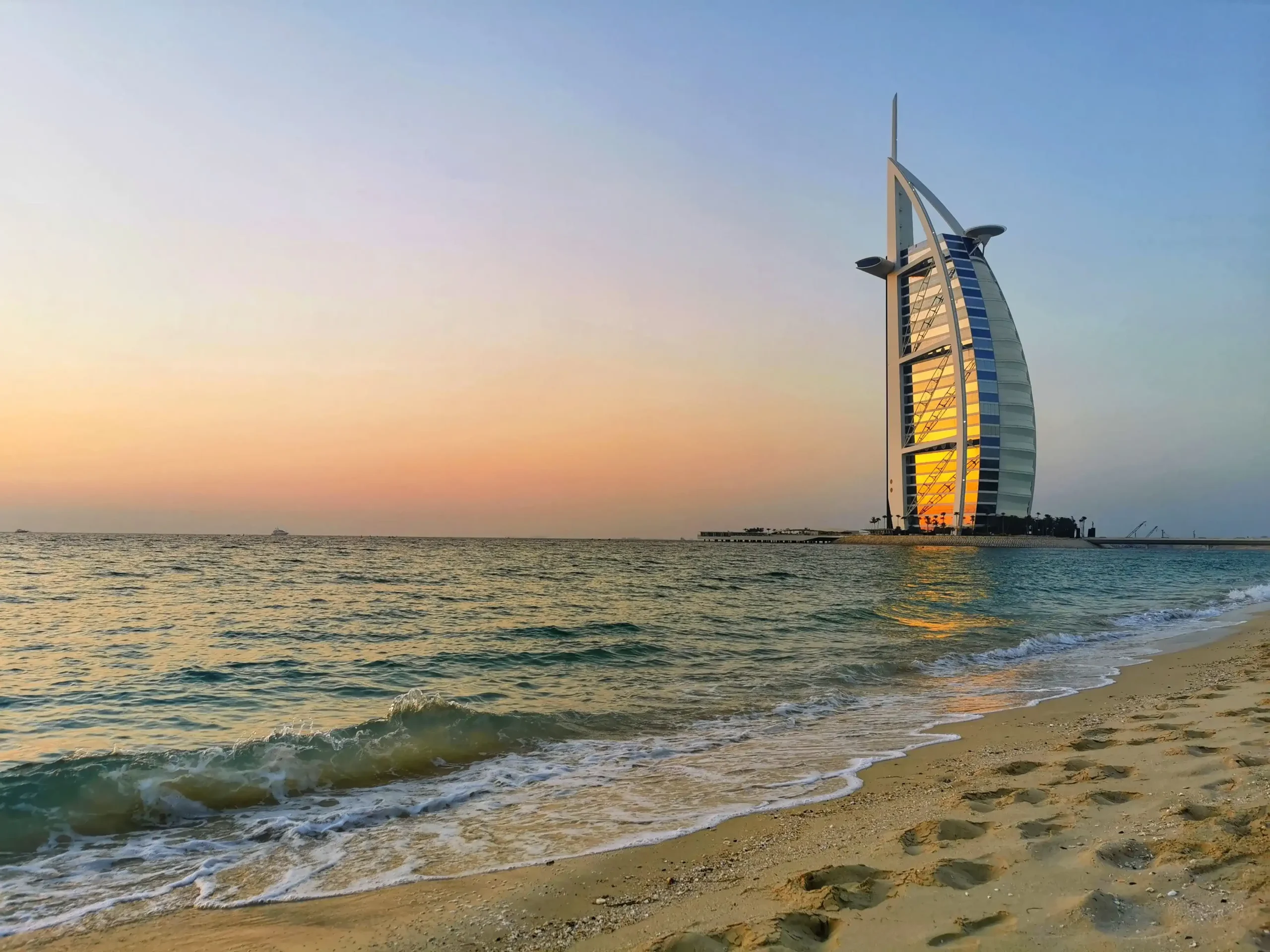 dubai scaled 1.webp
